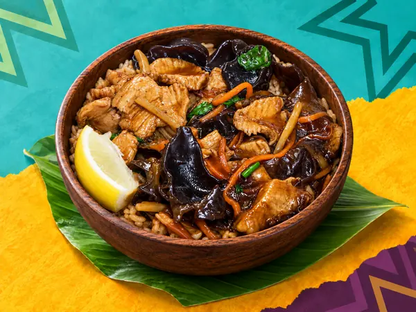 Poulet aux champignons noirs — Special Thaï, restaurant thaï halal à La Verrière